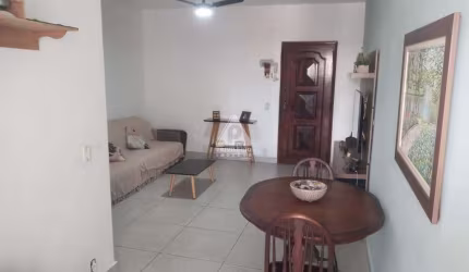 Sol da manhã 2 quartos, sendo 1 suíte, com dependência, sala 2 ambientes. 1 Vaga com infraestrutura.