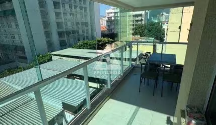 Apartamento de 3 quartos, 1 suíte, com varanda fechada em vidro(blindex). Com Vaga e Infraestrutura.
