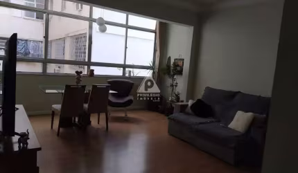Privilegio Imoveis vende excelente apartamento 3 quartos