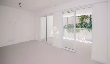 Residencial Selfie-Tech apartamentos tipo studios Primeira Locação em Copacabana