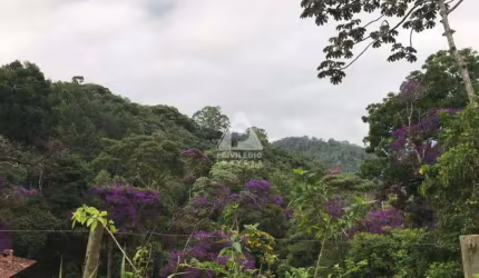 Lote em condomínio a venda em Muri