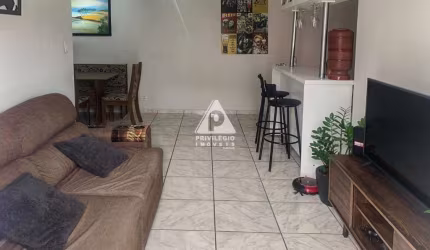 Apartamento à venda, 2 quartos, 1 vaga, Centro - RIO DE JANEIRO/RJ