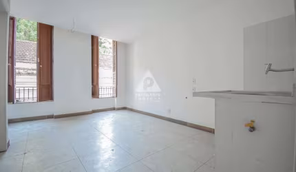 Apartamento à venda, 2 quartos, Centro - RIO DE JANEIRO/RJ