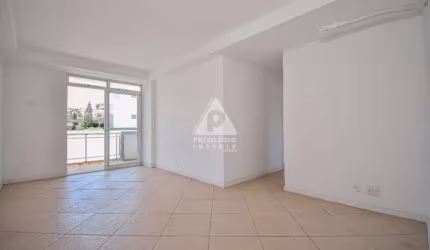 Apartamento à venda, 3 quartos, 1 suíte, Recreio dos Bandeirantes - RIO DE JANEIRO/RJ
