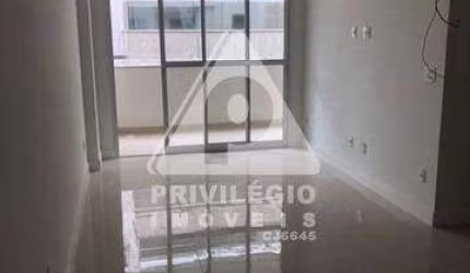 Apartamento à venda, 3 quartos, 1 suíte, 2 vagas, Recreio dos Bandeirantes - RIO DE JANEIRO/RJ