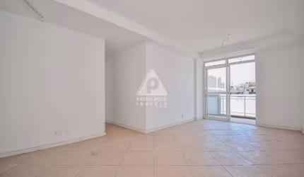 Apartamento à venda, 3 quartos, 2 suítes, 2 vagas, Recreio dos Bandeirantes - RIO DE JANEIRO/RJ