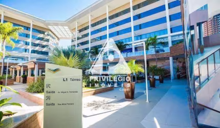 Privilégio Imóveis vende: Excelente sala comercial, recém reformada no Recreio dos Bandeirantes