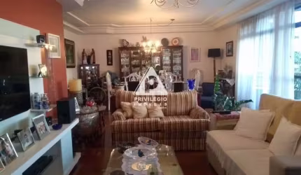 Apartamento 4 quartos 2 suítes sala 2 ambientes 4 vagas Jardim Guanabara Ilha do Governador