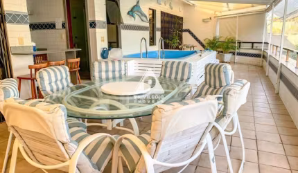 Cobertura Linear 4 quartos sendo 2 suítes Quadra da praia Jardim Oceânico