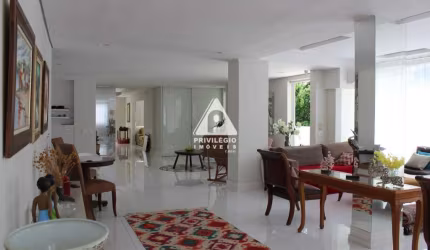 Cobertura à venda, 5 quartos, 4 suítes, 5 vagas, BARRA DA TIJUCA - RIO DE JANEIRO/RJ