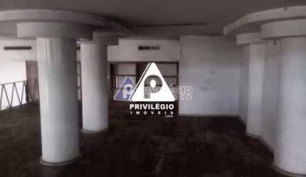 Excelente loja no Centro