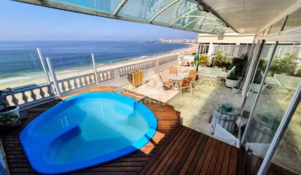 Espetacular cobertura duplex com 439m² na Atlântica