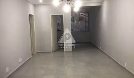 Apartamento à venda, 3 quartos, 1 suíte, Leme - RIO DE JANEIRO/RJ