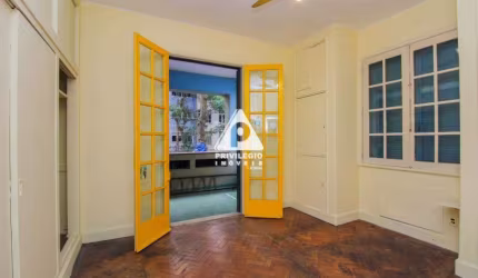 Casa Duplex de 511m² com vaga - Laranjeiras