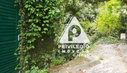Excelente terreno no Cosme Velho