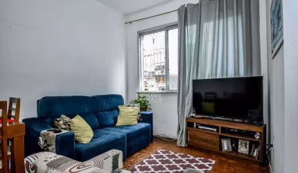 Apartamento de 2 quartos (1 suíte ), 58m² - Catete