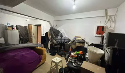 Casa triplex 3 quartos 2 banheiro varanda em Botafogo