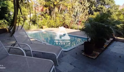 Casa em Condomínio à venda, 3 quartos, 2 vagas, Gávea - RIO DE JANEIRO/RJ