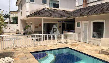 Casa a venda 4 quartos, piscina, churrasqueira, hidromassagem em Condominio, em Vargem Pequena-RIO DE JANEIRO