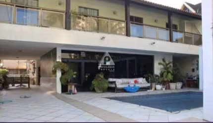 Casa em Condomínio à venda, 5 quartos, 2 suítes, 6 vagas, BARRA DA TIJUCA - RIO DE JANEIRO/RJ