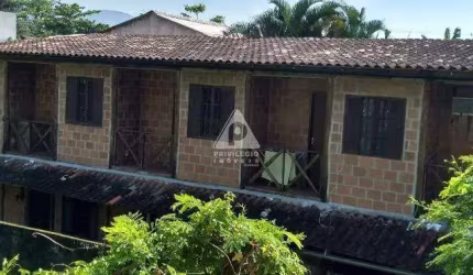 Casa duplex condomínio fechado perto praia do Recreio dos Bandeirantes