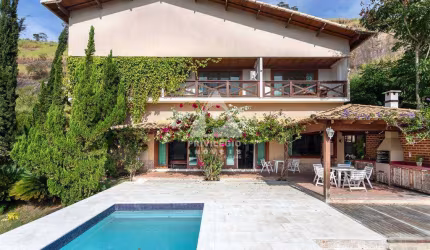 Casa em Condomínio à venda, 3 quartos, 3 suítes, 3 vagas, Moura Brasil - Três Rios/RJ
