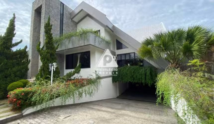 Casa 4 quartos, 4 suítes, 4 vagas e 6 banheiros na Barra da Tijuca Novo Leblon
