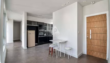 Apartamento de três quartos na Urca com vista para o Cristo
