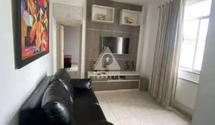 Quarto e Sala na Cruz Vermelha - Mobiliado e com 1 vaga