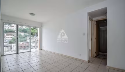 Apartamento no Centro de 1 quarto com infraestrutura e vaga disponível para venda na Privilégio Imóveis