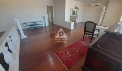 Apartamento à venda, 3 quartos, 1 suíte, Copacabana - RIO DE JANEIRO/RJ