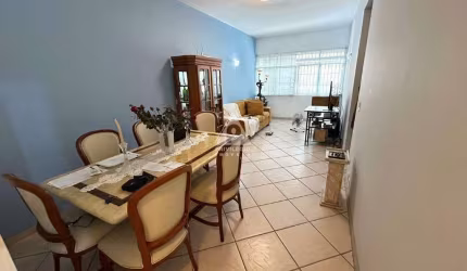 Apartamento a venda com 2 quartos com dependência completa.