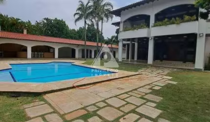 Magnífica Mansão no Condomínio Novo Leblon. Uma casa dos sonhos! De cinema!
