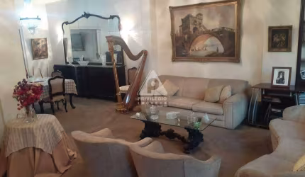 Sobrado / Casarão histórico