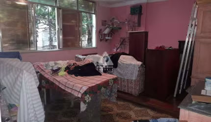 Apartamento á venda com 3 quartos, de frente