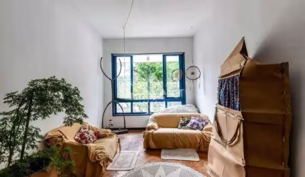 Apartamento à venda, 2 quartos com dependência no Jardim Botânico