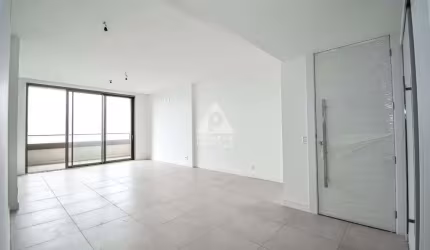 RIO BY YOO. Apartamentos luxuosos de 3 quartos, suíte, vaga e infraestrutura completa. A venda no Flamengo