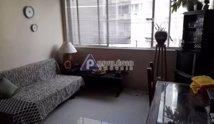 Dois quartos a venda Copacabana