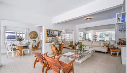 Casa á venda, 3 quartos, 3 suítes, área externa, 565m² - Barra da Tijuca- Rio de Janeiro.