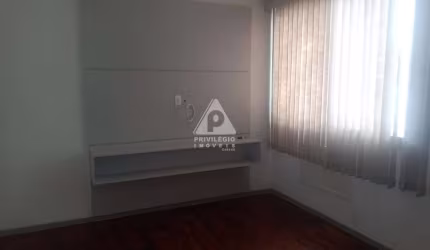 Apartamento 03 Quartos sendo 01 Suíte e, Laranjeiras