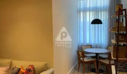 Apartamento a venda no Catete