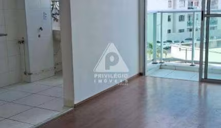 APARTAMENTO 2 QUARTOS NO PECHINCHA COM VAGA ANO 2023