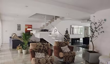 Triplex Condomínio Maramar 6 quartos 6 suites 6 vagas Infra