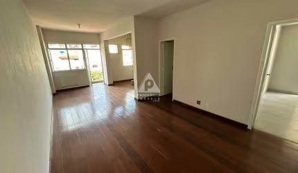 Apartamento Duplex 4 Quartos (3 Suítes) 2 vagas escrituradas – Próximo ao Metrô Praça Saens Peña