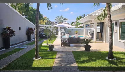 Luxuosa Casa em Condomínio Fechado c/ 5 Suítes, Piscina Privativa e Área Gourmet | Localização Privilegiada