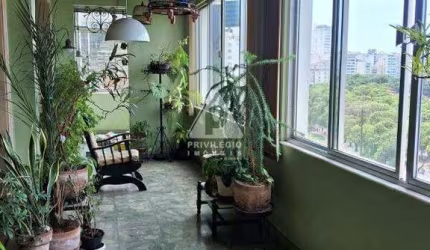 Apartamento icônico, 358m², Vista Livre Pão de Açúcar