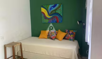 CASA TRIPLEX COM 3 QUARTOS 2 BANHEIROS 1 LAVABO GAARAGEM E VARANDA NO RECREIO DOS BANDEIRANTES