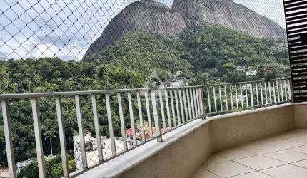 3 quartos com 1 vaga na escritura, 100m² na Gávea, varandão, vista deslumbrante
