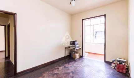 Apartamento de 3 quartos com vaga em Santa Teresa