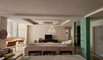 Apartamento de 3 quartos no Flamengo